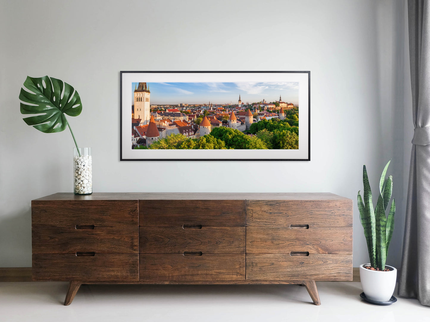 021. Tornide väljaku panoraam